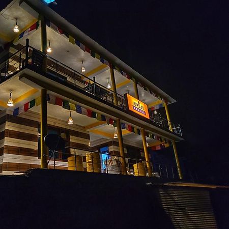 Nomads Hostel Tosh Dış mekan fotoğraf
