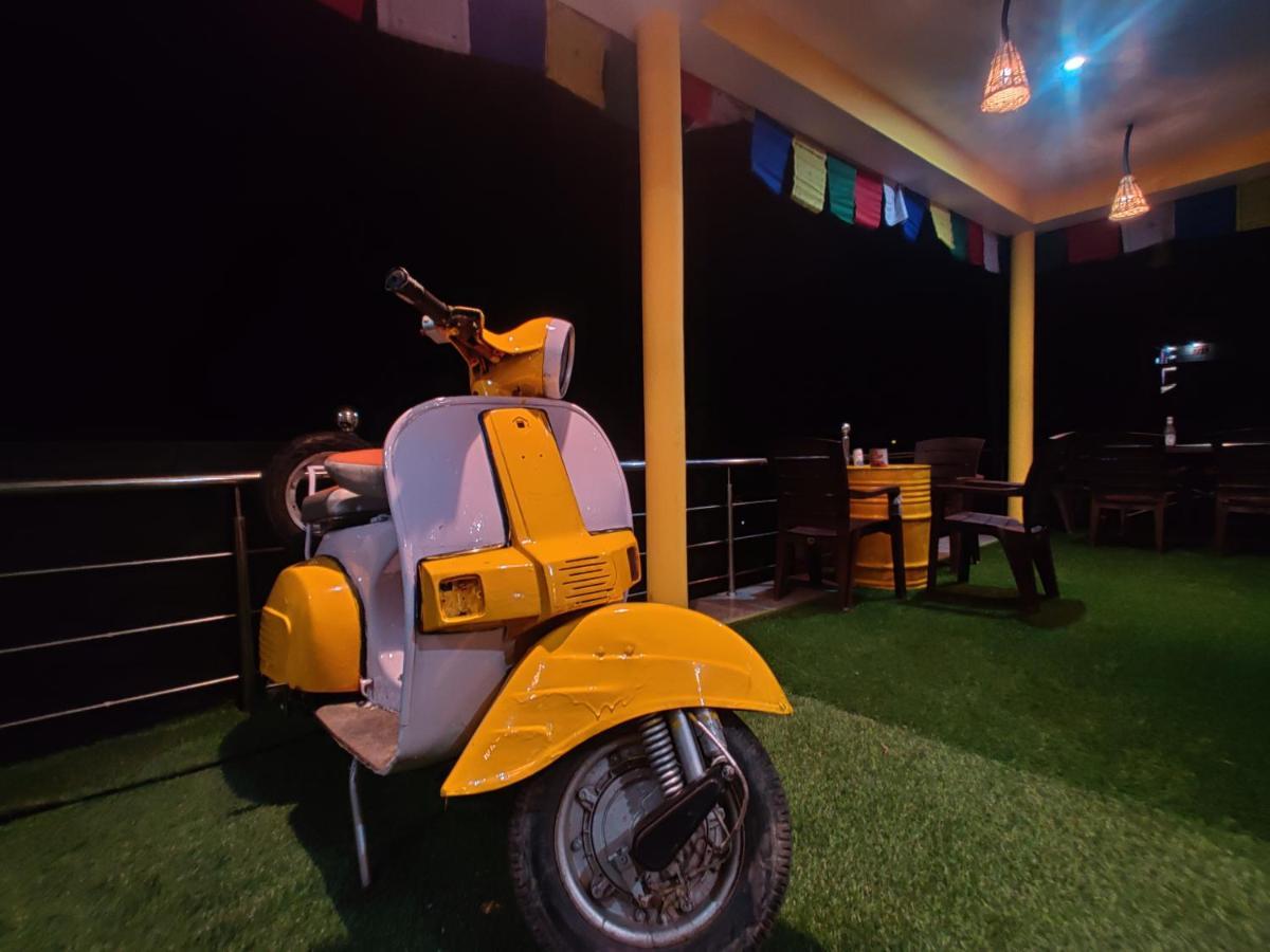 Nomads Hostel Tosh Dış mekan fotoğraf