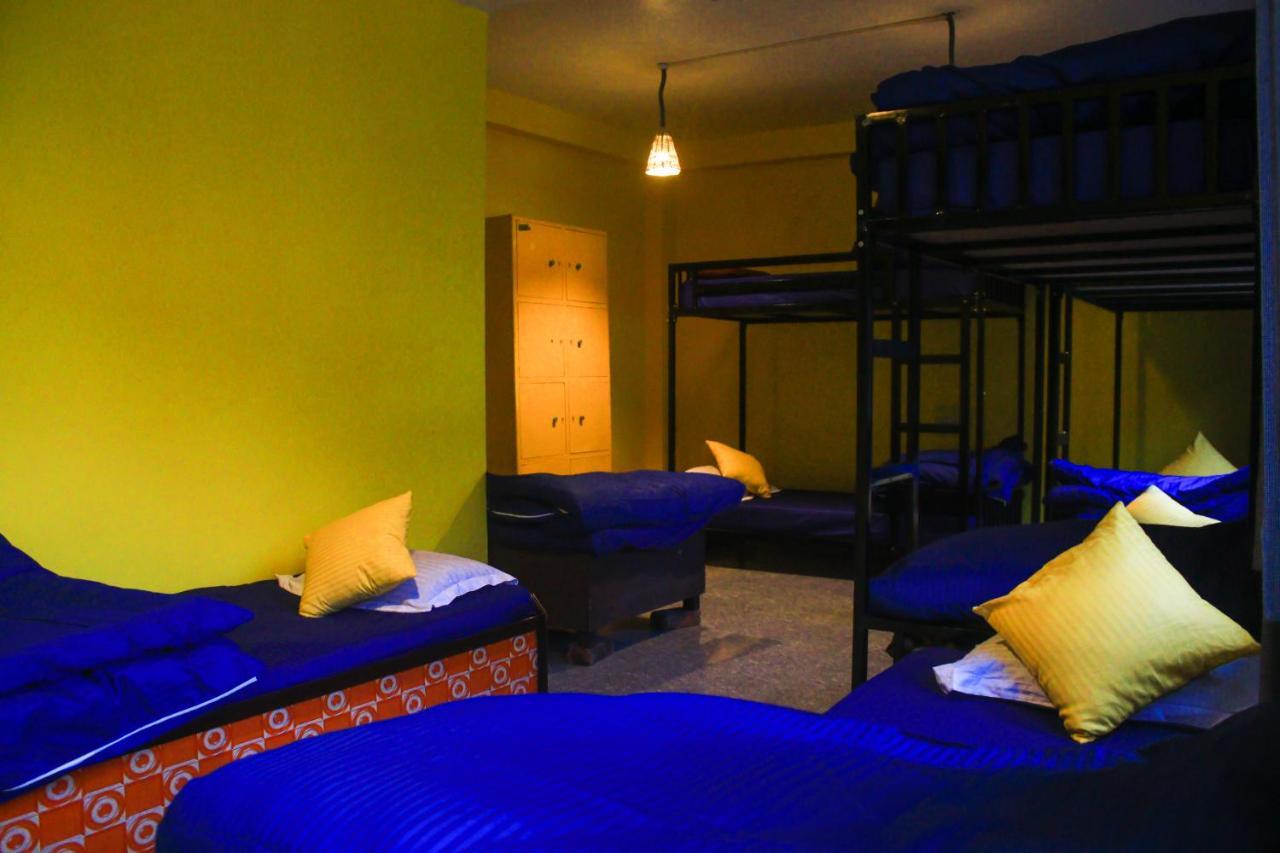 Nomads Hostel Tosh Dış mekan fotoğraf