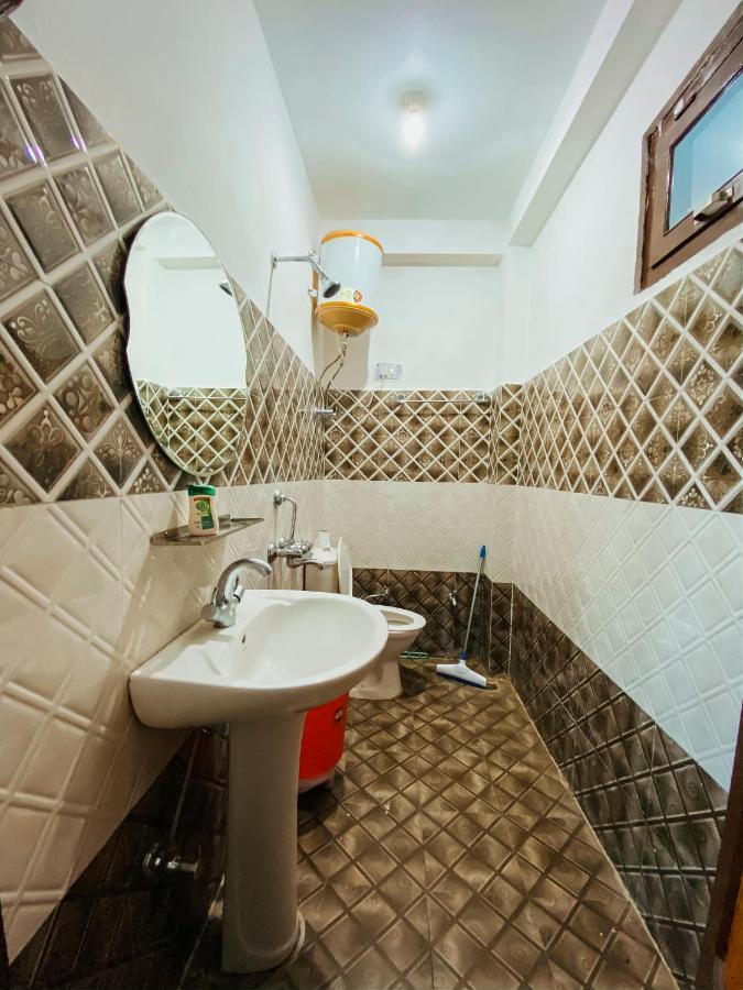 Nomads Hostel Tosh Dış mekan fotoğraf