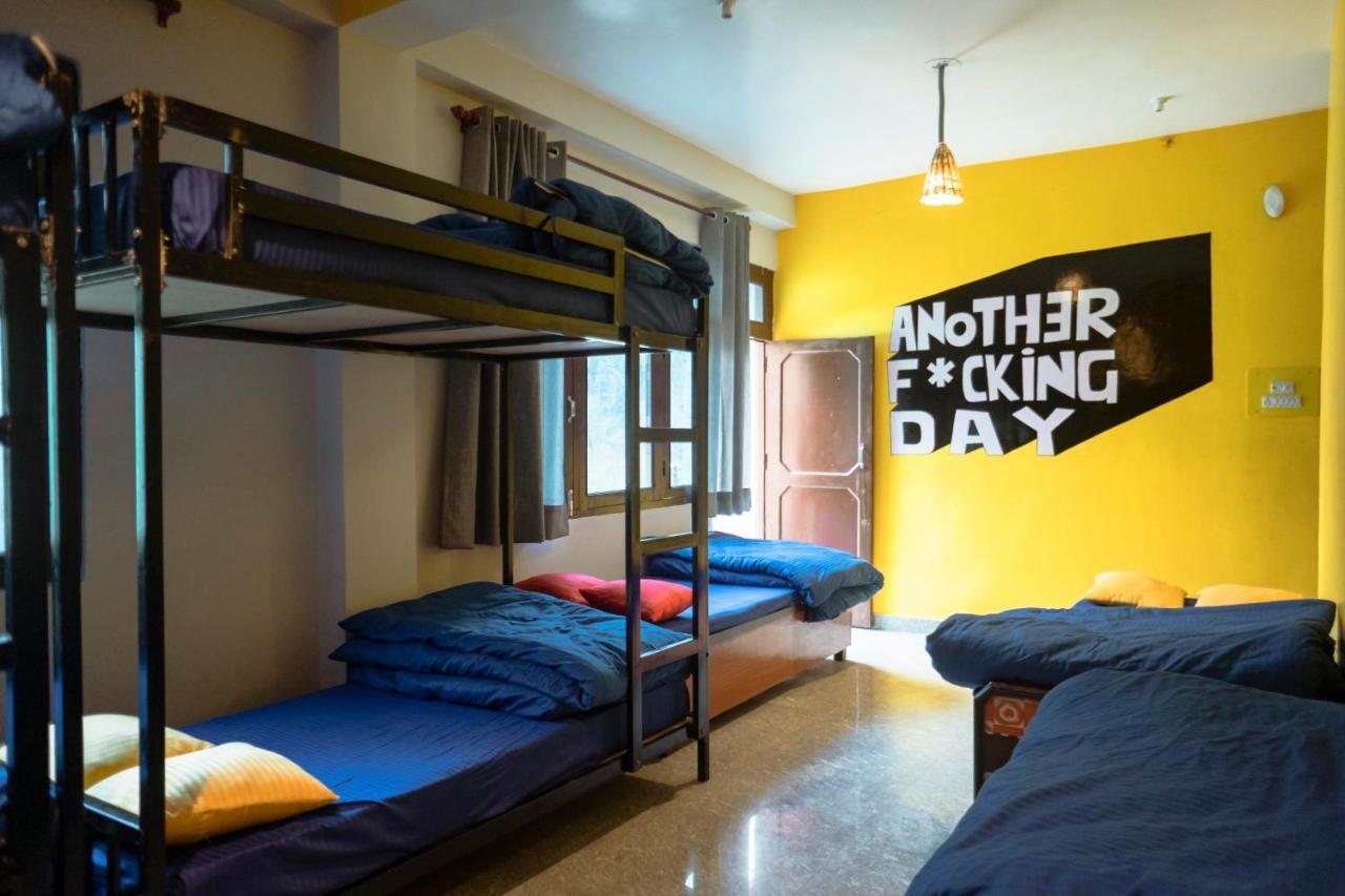 Nomads Hostel Tosh Dış mekan fotoğraf